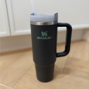 Stanley 30oz tumbler